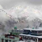 उत्तराखंड में मौसम ने ली करवट, बद्रीनाथ व औली सहित ऊंचाई वाले इलाकों में बर्फबारी जारी 