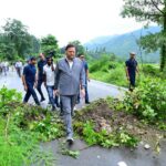 मुख्यमंत्री धामी आपदा प्रभावित क्षेत्रों के स्थलीय निरीक्षण पर पहुँचे केसरवाला व मालदेवता