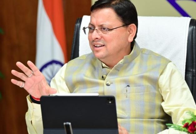 ऑनलाइन सर्वे में जनता की पहली पसंद सीएम धामी