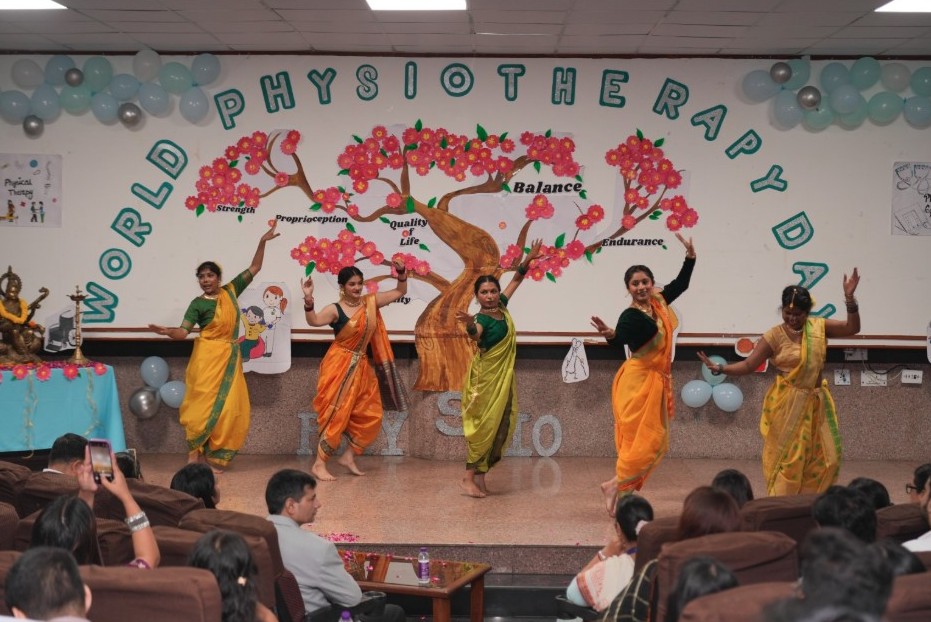 श्री महंत इन्दिरेश अस्पताल में वर्ल्ड फिजियोथेरेपी डे बड़े उत्साह के साथ मनाया गया।