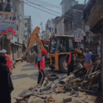 काशीपुर में उपद्रव के बाद चला बुलडोजर, अतिक्रमण पर प्रशासन की बड़ी कार्रवाई