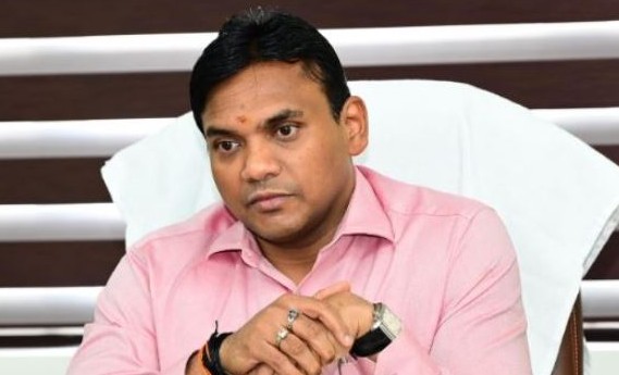 ड्रग्स नियंत्रण को लेकर उत्तराखंड स्वास्थ्य विभाग ने सख्ती बरतते हुए क्विक रिएक्शन टीम का गठन किया।