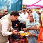 सीएम ने खटीमा-दृमे-लाघाट मार्ग के 20.89 करोड़ रुपये के पुनर्निर्माण कार्यों की शुरुआत की।