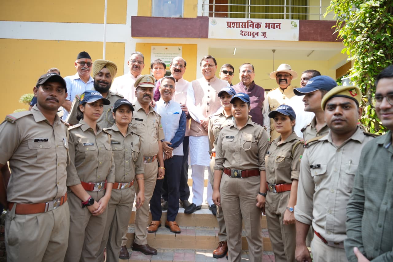 देहरादून जू में सीएम धामी ने वन्य जीव सप्ताह का उद्घाटन किया, मुआवजा राशि 10 लाख घोषित।