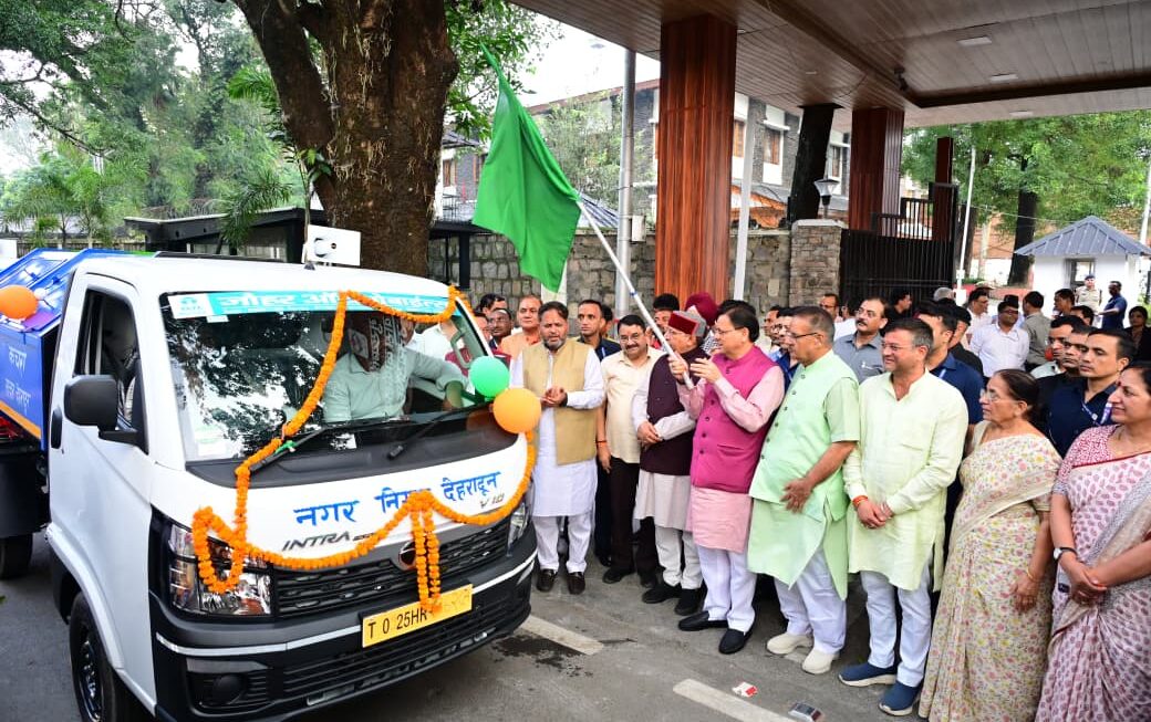 मुख्यमंत्री धामी ने 52 नगर निकायों में 115 अर्बन आयुष्मान आरोग्य मंदिरों की शुरुआत की।