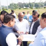 उत्तराखंड रजत जयंती के अवसर पर 9 नवम्बर को आयोजित मुख्य कार्यक्रम की तैयारियों का जायजा मुख्य सचिव आनन्द बर्द्धन ने FRI में लिया।