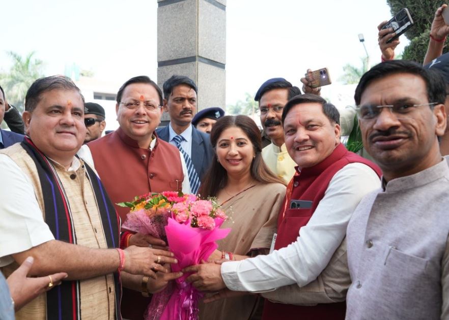 सीएम धामी ने रजत जयंती पर किया राज्य स्तरीय शहरी विकास सम्मेलन का शुभारम्भ