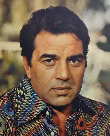 बॉलीवुड के दिग्गज अभिनेता धर्मेंद्र का हुआ निधन, 89 वर्ष की उम्र में ली अंतिम सांस