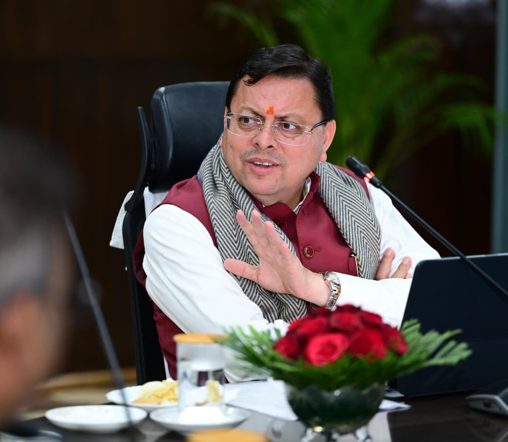 मुख्यमंत्री पुष्कर सिंह धामी ने जड़ी-बूटी सलाहकार समिति की बैठक में कहा कि गांवों में क्लस्टर मॉडल विकसित कर हर्बल सेक्टर को संगठित ढंग से बढ़ावा दिया जाए।