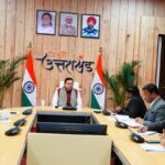 समाज कल्याण विभाग के पेंशन वितरण कार्यक्रम में मुख्यमंत्री पुष्कर सिंह धामी ने लाभार्थियों के कल्याण को लेकर कई निर्देश दिए।