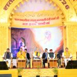 हरिद्वार में आयोजित कार्यक्रम में अमित शाह ने गायत्री परिवार के कार्यों की प्रशंसा की।