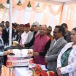 “जन-जन की सरकार, जन-जन के द्वार” अभियान ने रचा नया कीर्तिमान – मुख्यमंत्री पुष्कर सिंह धामी के नेतृत्व में एक ही दिन में 7,876 नागरिकों तक पहुंची सरकार