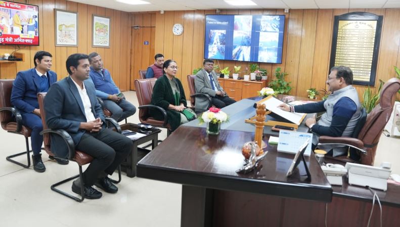 उत्तर रेलवे मुरादाबाद के साथ मुख्य सचिव कार्यालय में बैठक हुई।