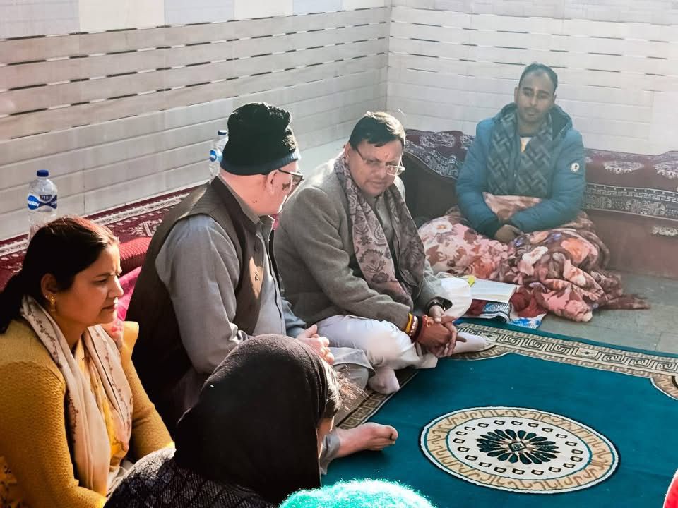 मुख्यमंत्री पुष्कर सिंह धामी ने वरिष्ठ तीर्थ पुरोहित स्व. श्रीनिवास पोस्ती जी को दी श्रद्धांजलि