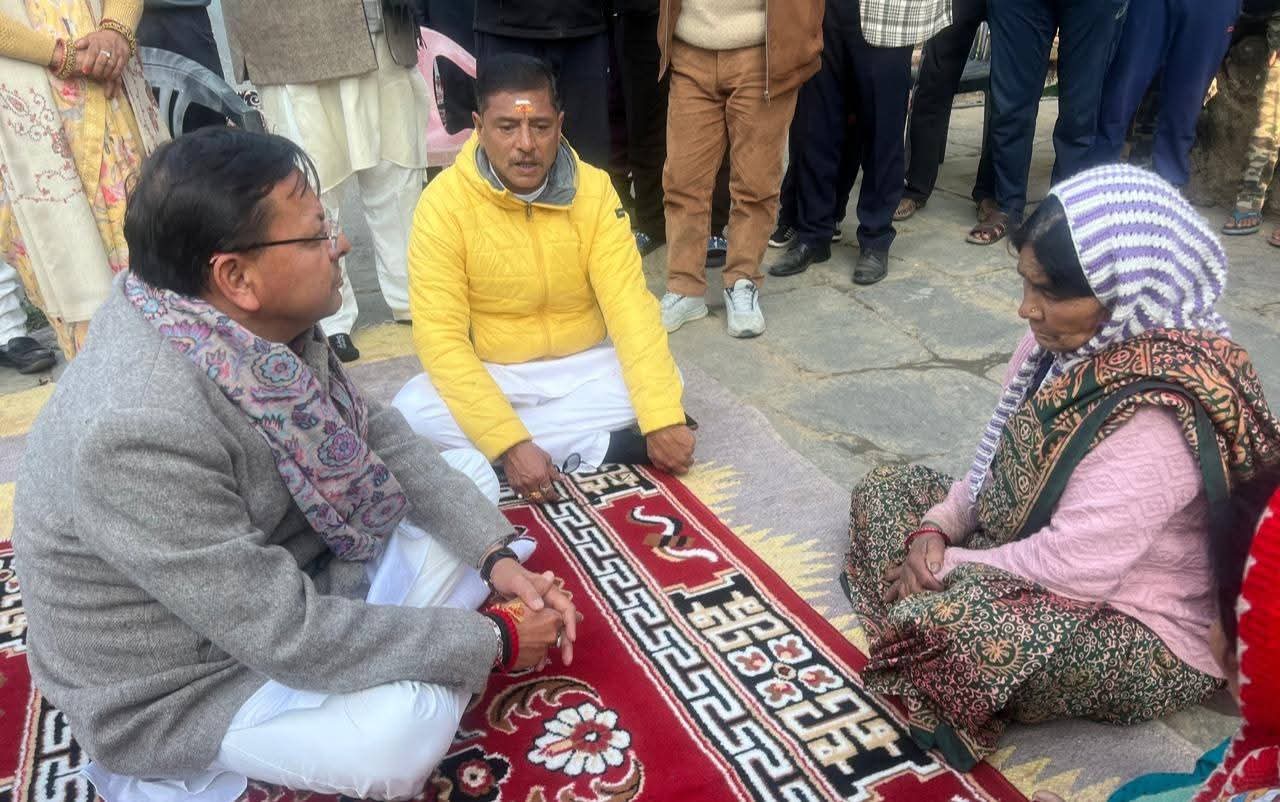 मुख्यमंत्री पुष्कर सिंह धामी ने गुप्तकाशी में वरिष्ठ भाजपा कार्यकर्ता स्व. अटल वाजपेयी जी को दी श्रद्धांजलि