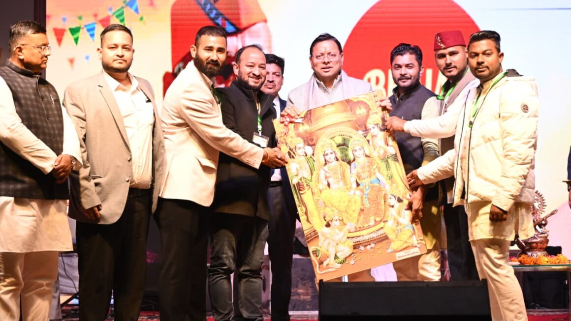 छात्र संघ द्वारा आयोजित विंटर कार्निवाल में मुख्यमंत्री पुष्कर सिंह धामी ने मुख्य अतिथि के रूप में शिरकत की।