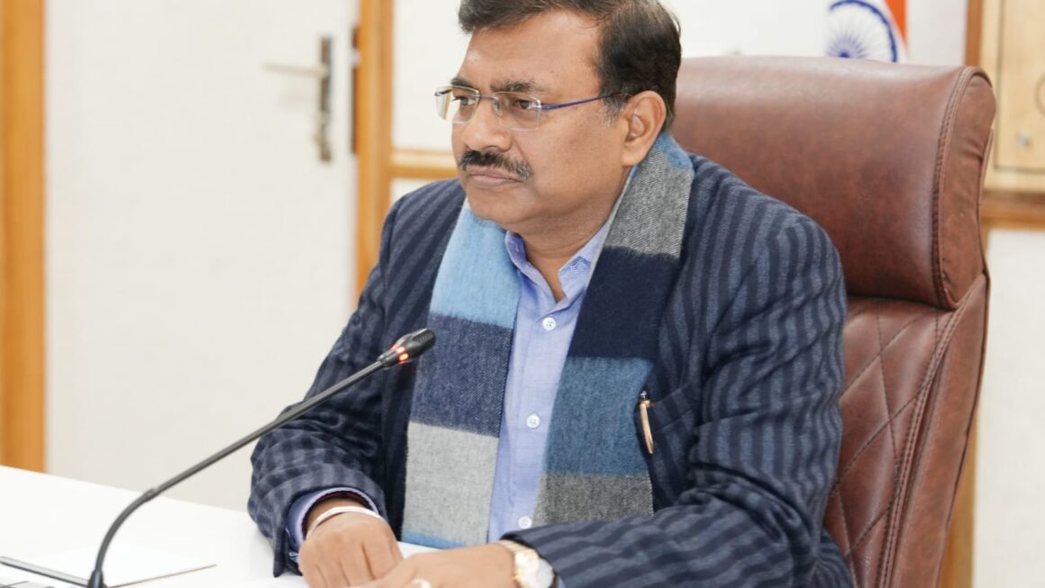 चारधाम यात्रा 2026 की तैयारियों पर उच्चस्तरीय समीक्षा, सुरक्षित, सुगम, गतिशील और व्यवस्थित यात्रा के लिए व्यापक कार्ययोजना हेतु CS के निर्देश