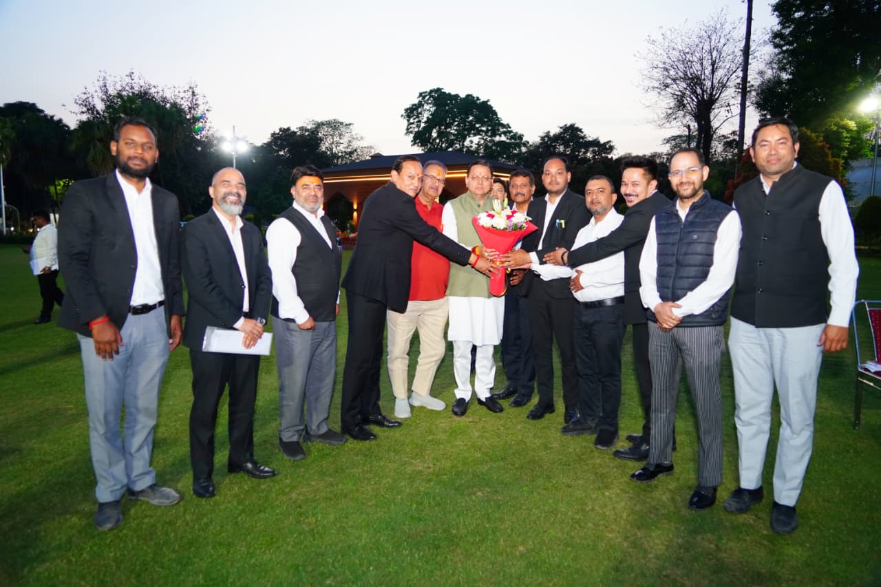मुख्यमंत्री पुष्कर सिंह धामी से बार एसोसिएशन देहरादून के प्रतिनिधिमंडल की शिष्टाचार भेंट