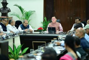 लंबित शिकायतों के निस्तारण के लिए चलाया जाए विशेष अभियान- सीएम धामी