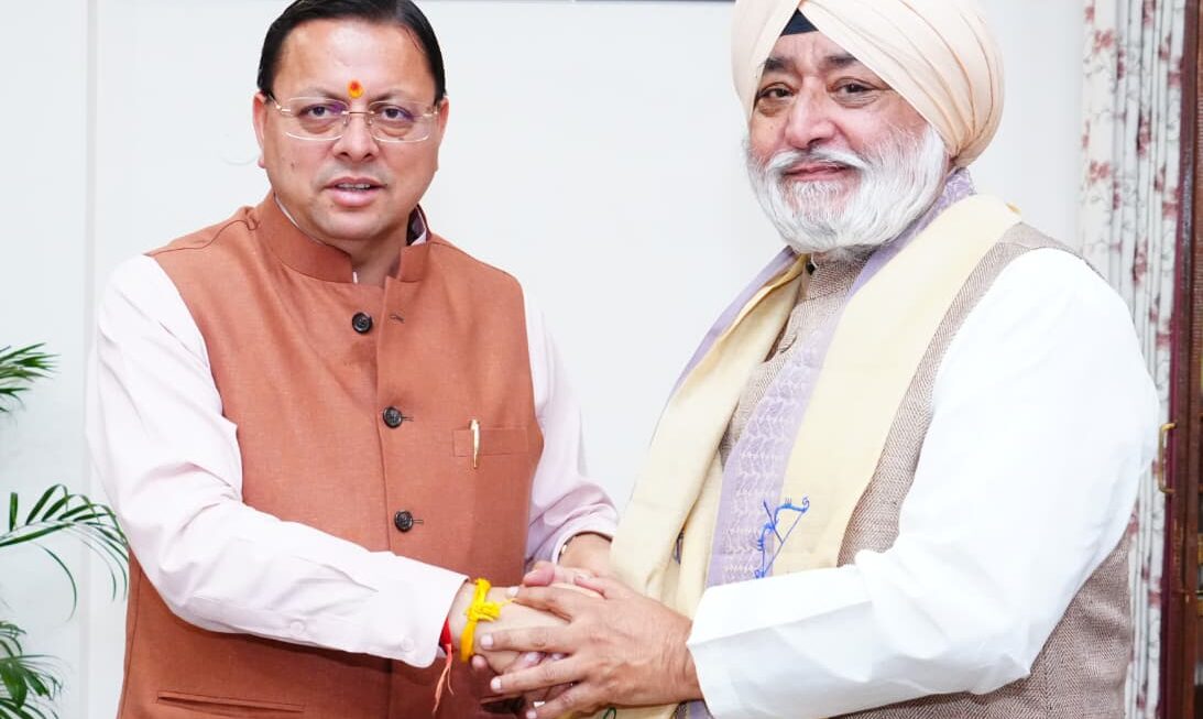 मुख्यमंत्री पुष्कर सिंह धामी से गुरुद्वारा श्री हेमकुंट साहिब प्रबंधन ट्रस्ट के अध्यक्ष नरेंद्र जीत सिंह बिंद्रा ने भेंट की।