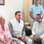 मुख्यमंत्री धामी ने दिवंगत रिटायर्ड ब्रिगेडियर मुकेश जोशी को दी श्रद्धांजलि