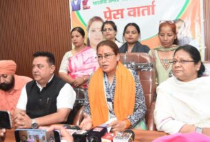 महिला आरक्षण पर विरोध करने वालों को जनता सिखाएगी सबक- रेखा आर्या