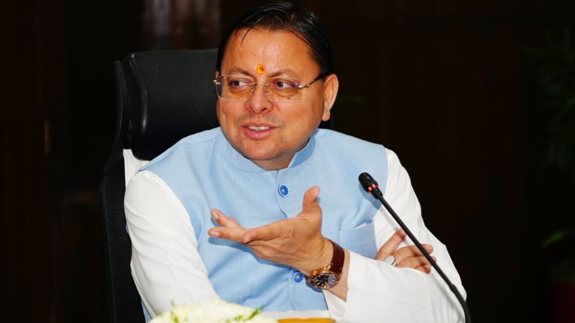 सीएम घोषणाओं के समयबद्ध क्रियान्वयन के लिए मुख्यमंत्री धामी ने अधिकारियों को दिये निर्देश।