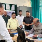 स्वास्थ्य मंत्री सुबोध उनियाल ने किया गरमपानी सामुदायिक स्वास्थ्य केंद्र का औचक निरीक्षण