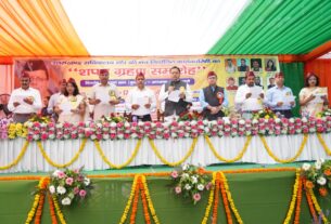 मुख्यमंत्री पुष्कर सिंह धामी ने सचिवालय संघ की नवनिर्वाचित कार्यकारिणी को दिलाई शपथ