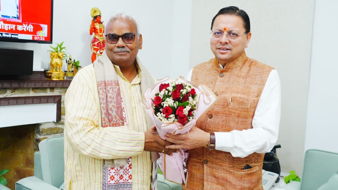 मुख्यमंत्री पुष्कर सिंह धामी से राजस्थान सरकार के कैबिनेट मंत्री मदन दिलावर ने की शिष्टाचार भेंट