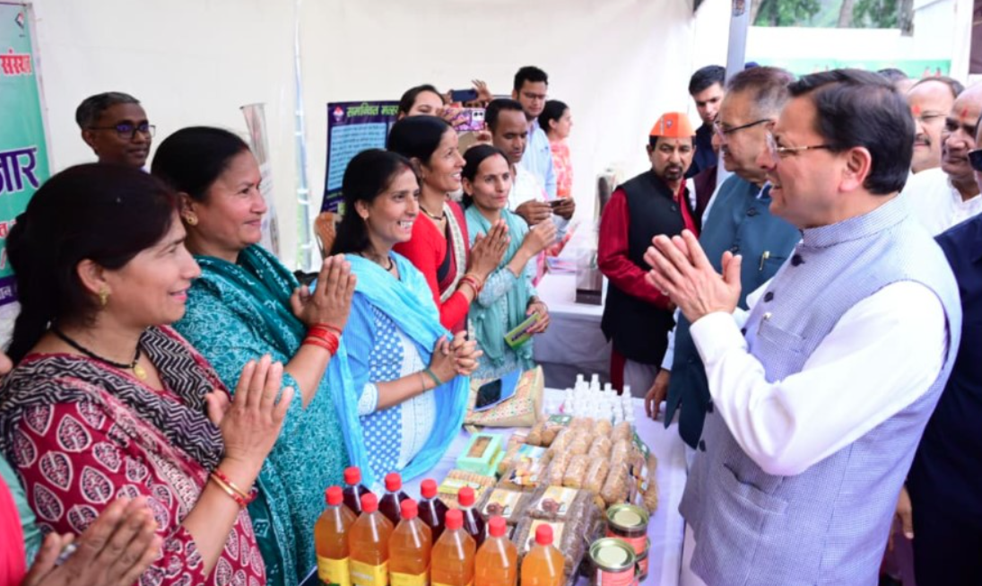 खेत बचाओ अभियान को जनांदोलन बनाने का आह्वान, किसानों ने लिया मिट्टी और कृषि संरक्षण का संकल्प