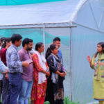 कोट और देवल में फूलों व सब्जियों की खेती से बदलेगी ग्रामीण अर्थव्यवस्था- जिलाधिकारी