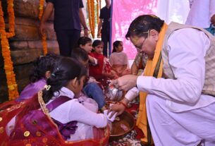 मुख्यमंत्री पुष्कर सिंह धामी ने वृद्ध जागेश्वर में की पूजा-अर्चना, प्रदेश की सुख-समृद्धि एवं जनकल्याण की कामना की।