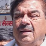 पटना: बांकीपुर उपचुनाव में प्रशांत किशोर को शत्रुघ्न सिन्हा का समर्थन, युवाओं से की खास अपील