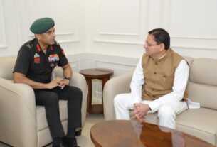मुख्यमंत्री से महानिदेशक एनसीसी ने की शिष्टाचार भेंट