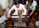 राष्ट्रीय हथकरघा दिवस पर मुख्यमंत्री धामी ने उत्कृष्ट बुनकरों और हस्तशिल्प कारीगरों को किया सम्मानित