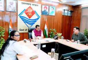 मुख्य सचिव ने की चिकित्सा स्वास्थ्य एवं चिकित्सा शिक्षा विभाग की समीक्षा