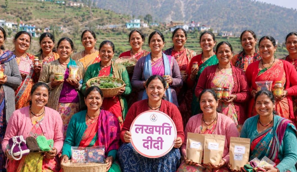 उत्तराखण्ड में लखपति दीदी का आंकड़ा 3 लाख पार, महिला सशक्तिकरण की दिशा में देवभूमि ने रचा नया इतिहास, धामी सरकार के भगीरथ प्रयासों से मिली सफलता