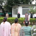 स्वतंत्रता दिवस पर जिलाधिकारी डॉ0 आशीष चौहान ने कलेक्ट्रेट परिसर में किया ध्वजारोहण