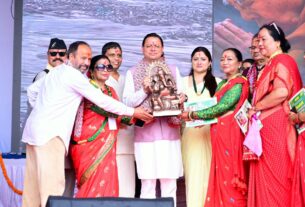 देहरादून में गूंजा गोर्खाली संस्कृति का रंग, सीएम धामी बोले- सरकारी स्तर पर और भव्य होगा हरितालिका तीज उत्सव