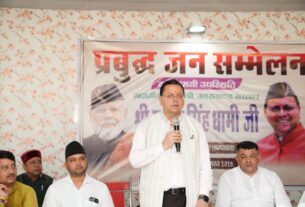 बनबसा में प्रबुद्धजनों से मिले सीएम धामी, विकास योजनाओं और ‘आदर्श उत्तराखंड’ पर की चर्चा