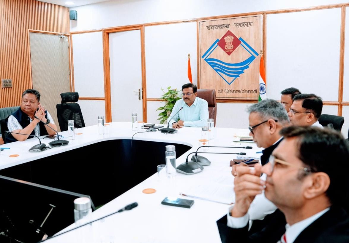मुख्य सचिव ने जिलाधिकारियों के साथ वीडियो कॉन्फ्रेंसिंग के माध्यम से की समीक्षा बैठक, सरकारी परिसंपत्तियों की अनिवार्य मैपिंग और जियोफेंसिंग के दिए निर्देश