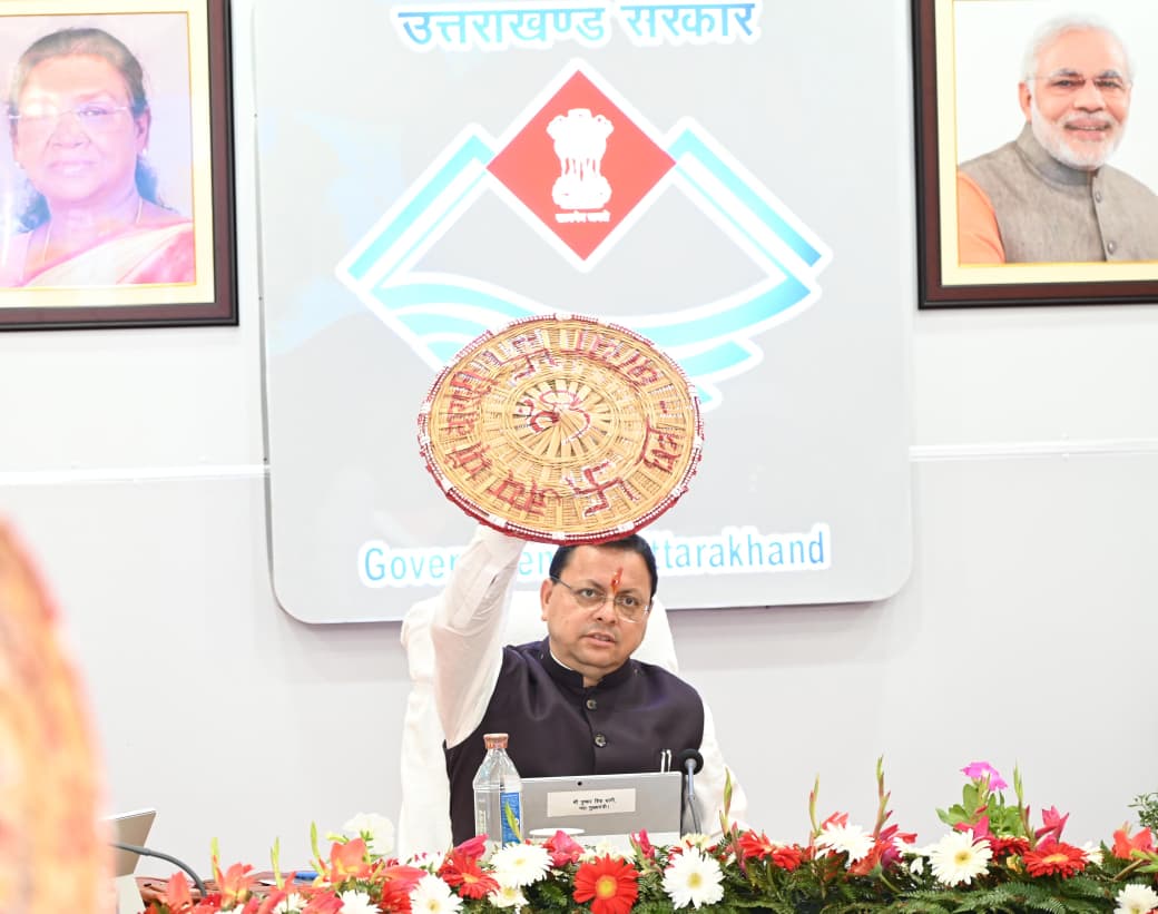 भारत-नेपाल अंतरराष्ट्रीय सीमा से सटे बनबसा में धामी कैबिनेट की बैठक, शासन को सीमांत क्षेत्रों तक ले जाने की नई पहल