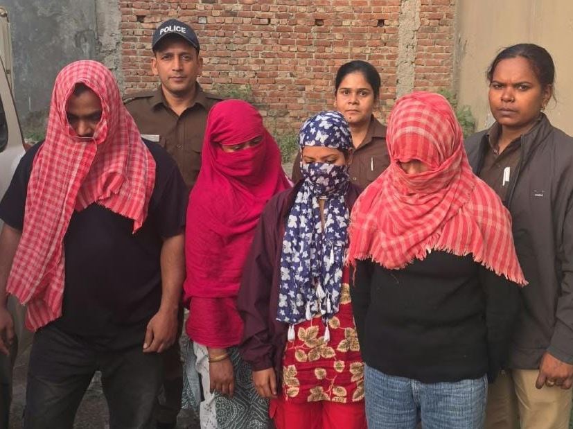 किराये के कमरे में चल रहे देह व्यापार का भंडाफोड़, महिला सहित 4 गिरफ्तार