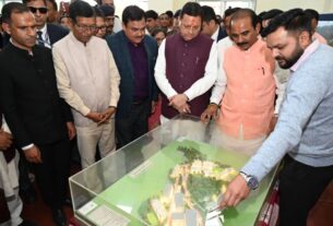 मुख्यमंत्री धामी ने किया पिथौरागढ़ मेडिकल कॉलेज का स्थलीय निरीक्षण