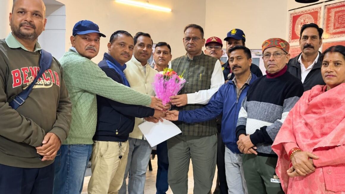 आपदा प्रभावित क्षेत्र मसंदावाला के लिए जारी हुए 43 लाख, ग्रामीणों ने जताया मंत्री गणेश जोशी का आभार