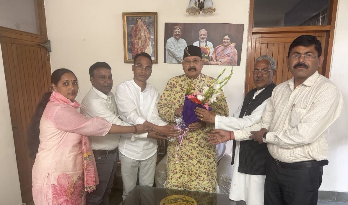 जयानंद भारती के भवन निर्माण हेतु 40 लाख की धनराशि स्वीकृत कराने पर महाराज का आभार जताया